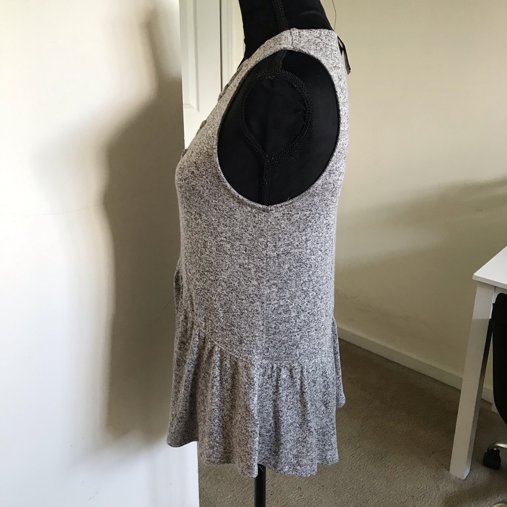 Express Top - Picture 2 of 4